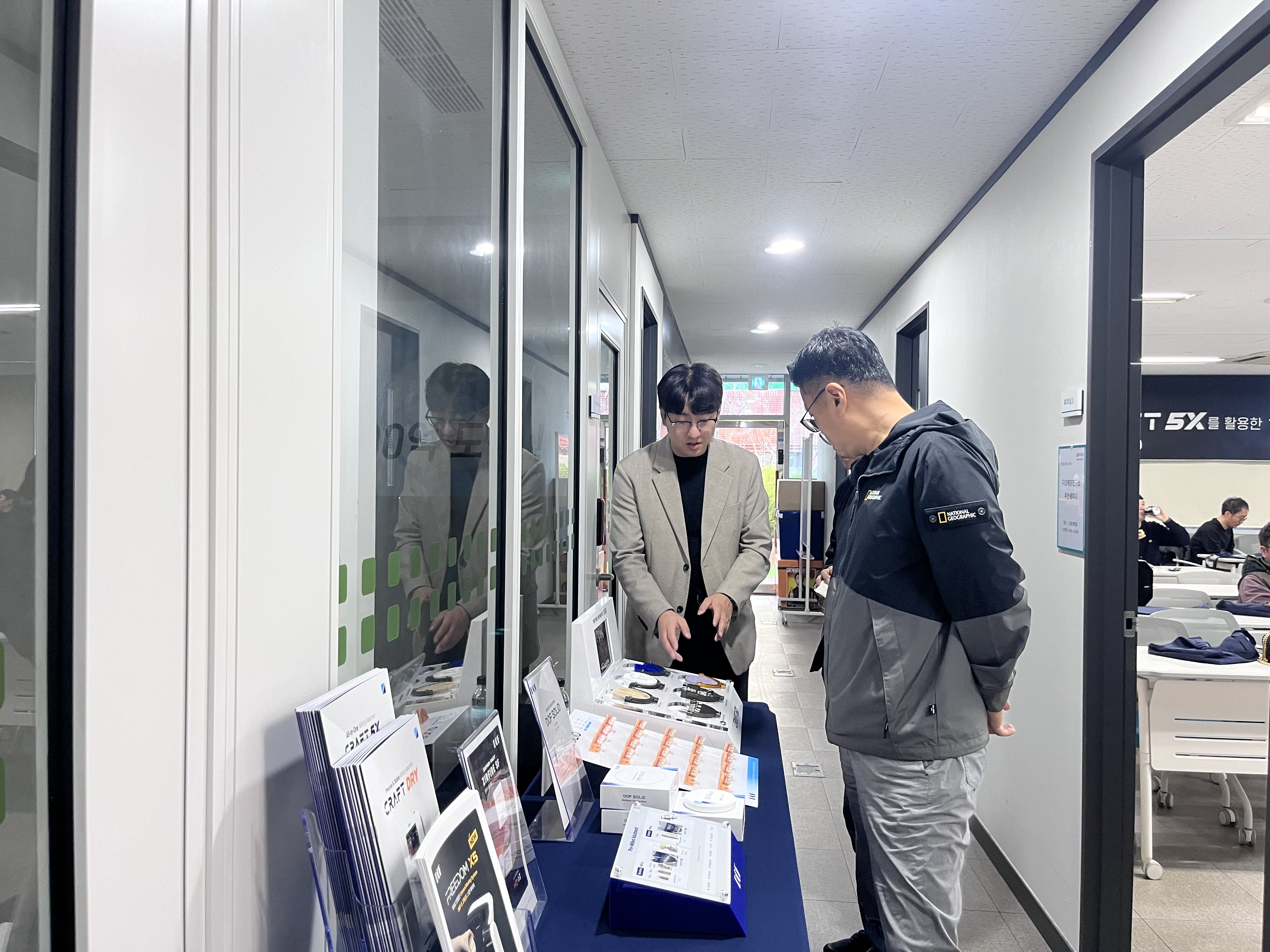1114_부산 세미나 9.jpg